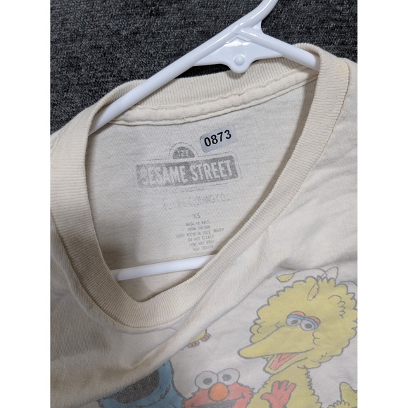 Sesame Street Graphic TShirt Cream Elmo Big Bird Cookie Monster XS Vintage Style - Picture 5 of 5